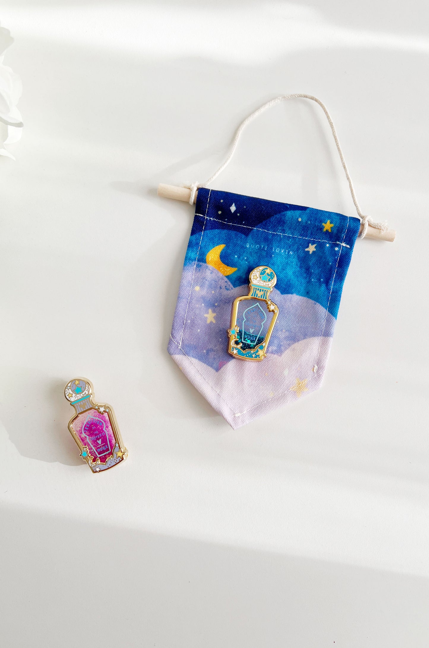 Two item bundle - Glitter Liquid pin with display banner & enamel pin