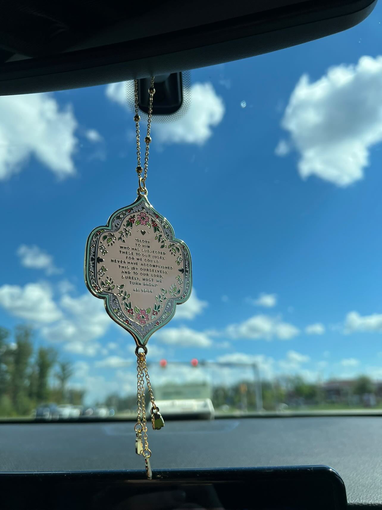 Travel dua car charm | Quote Lovin' | Eid gifts - Quote Lovin'