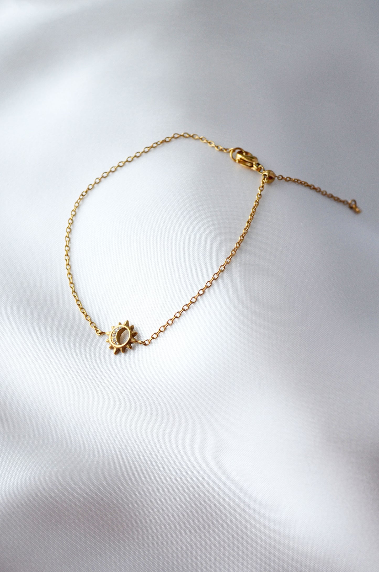 Sun & Moon bracelet | Quote Lovin' | Eid gifts