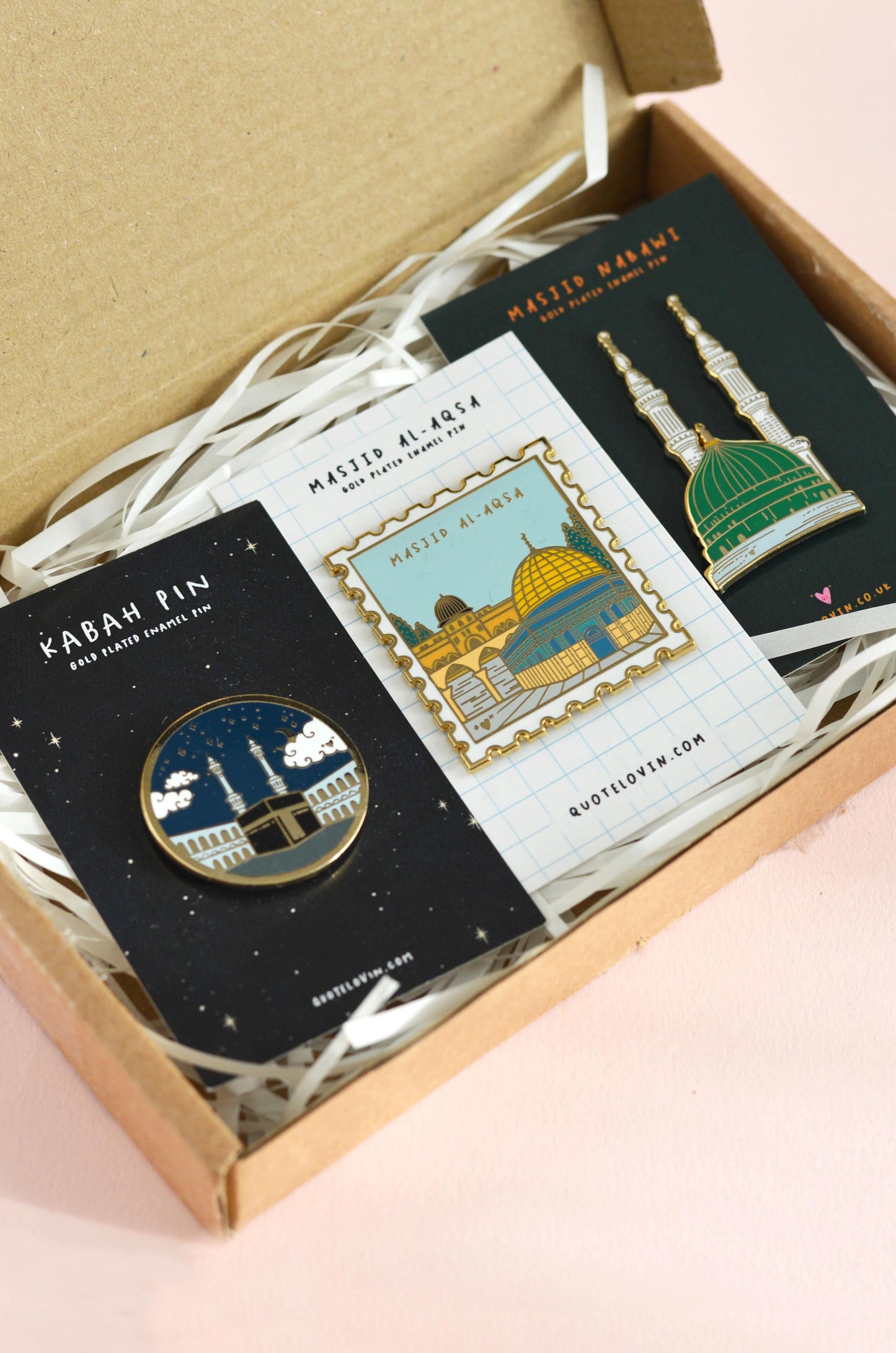 The Sacred Places pins | Quote Lovin' | Ramadan gifts - Quote Lovin'